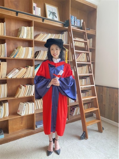 Hku graduation outlet gown